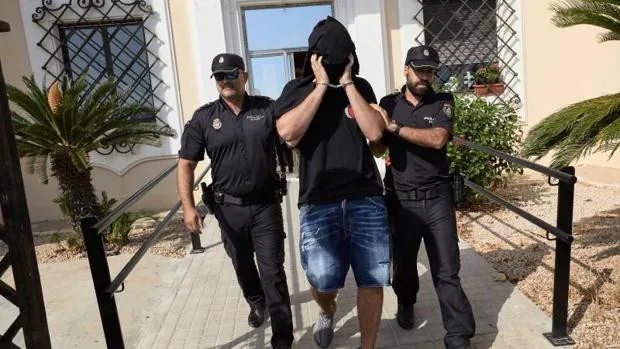 Ingresan en prisión dos de los atracadores del robo millonario en la casa de Ronaldo en Ibiza