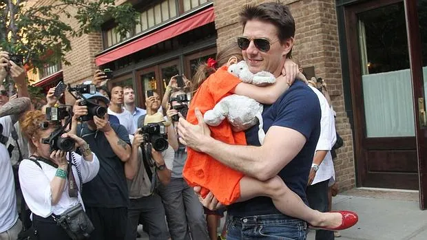 Tom Cruise con su hija Suri en 2012