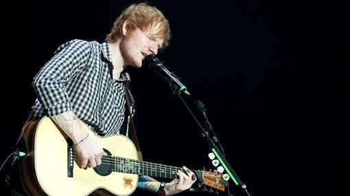 El cantante británico Ed Sheeran durante un concierto en Berlín