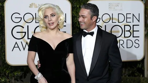 El novio de Lady Gaga, furioso con Leonardo DiCaprio por mostrarse «grosero y poco profesional» con ella