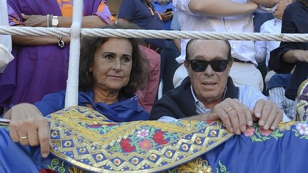 Carmen Tello y Curro Romero en una imagen de 2014