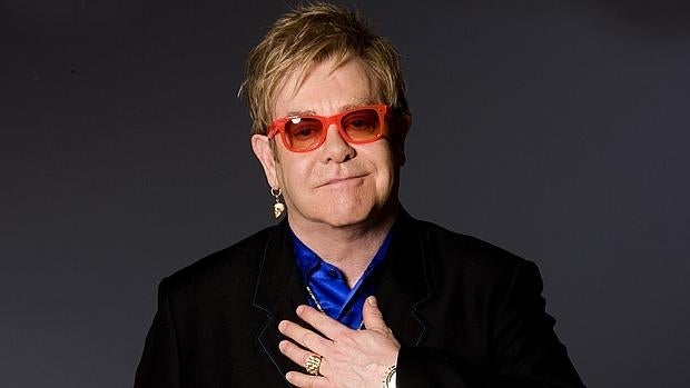 Elton John desmiente haber acosado sexualmente a un guardaespaldas