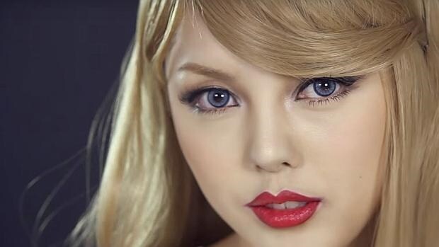 Una coreana se transforma en Taylor Swift en YouTube... y sin cirugía