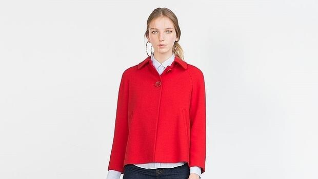 La chaqueta que llevó la duquesa de Cambridge en la página web de Zara