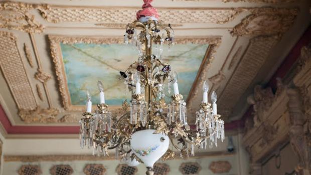 Café Royalty, pase al único café romántico de Andalucía