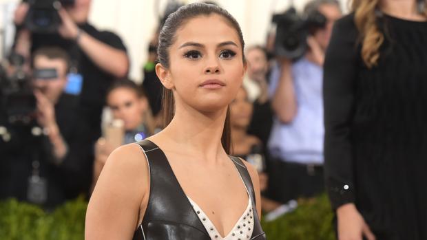 Selena Gómez confiesa que los chicos que le gustan se sienten intimidados por ella