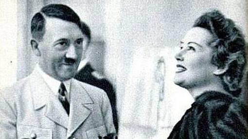 Hitler junto a Eva