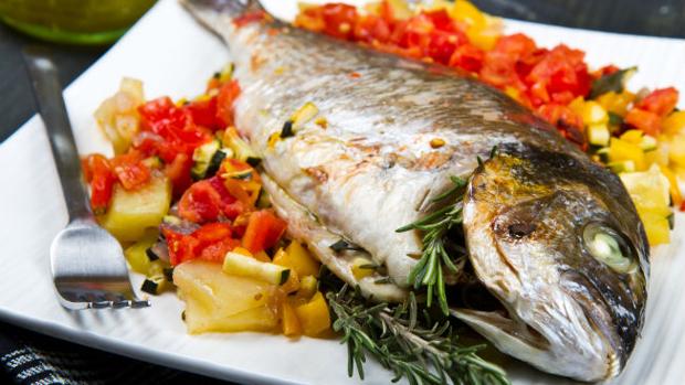 Ocho recetas de pescado al horno que debes conocer