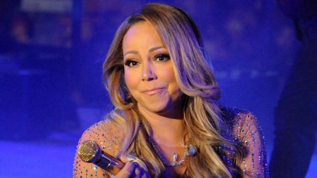 Mariah Carey fracasó en su actuación de Año Nuevo y recurrió al turco de pedir cantar al público