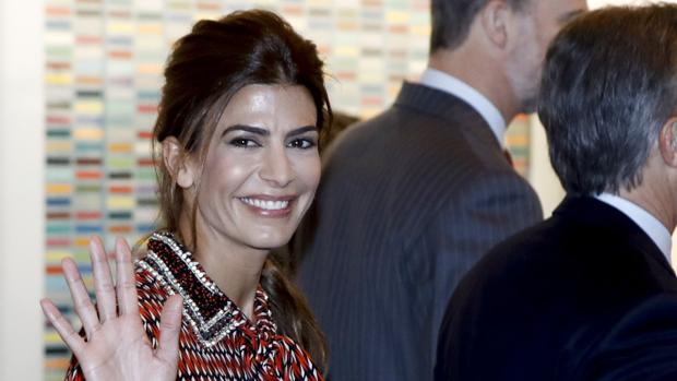 Juliana Awada: «Mi lugar no es la política, pero ayudaré a mi marido a sacar el país adelante»