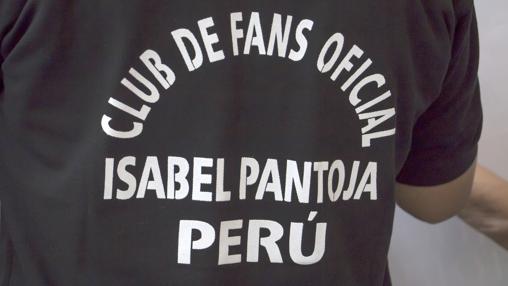 Gran recibimiento a la tonadillera por parte de sus seguidores