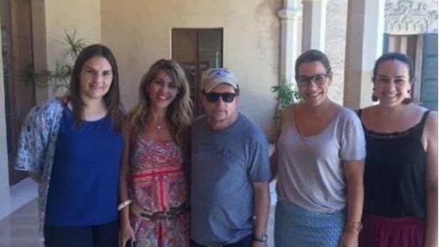 Michael J. Fox descubre junto a su familia los encantos de Mallorca