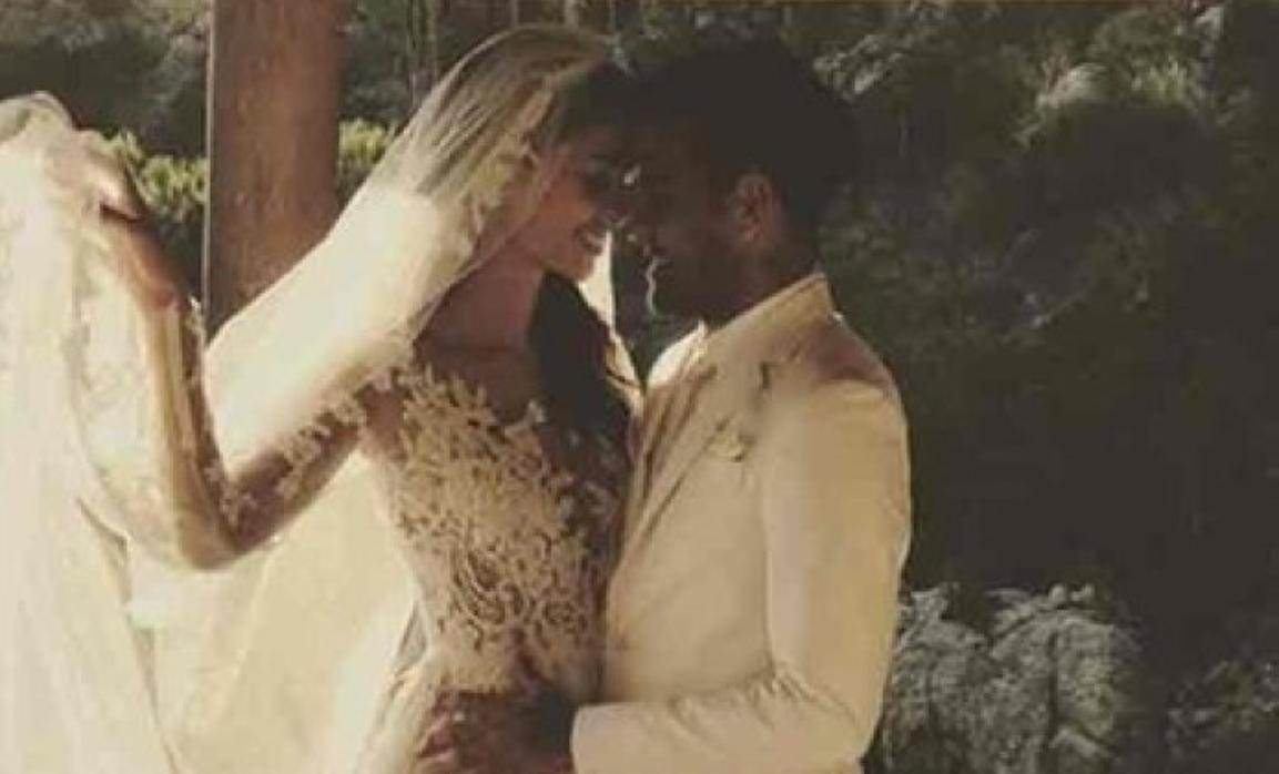 Dani Alves y Joana Sanz el día de su boda