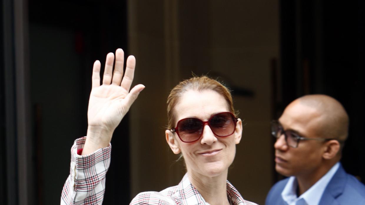 Céline Dion durante la Semana de la Moda en París