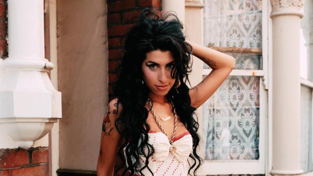 Siete años sin Amy Winehouse, la voz maldita del soul