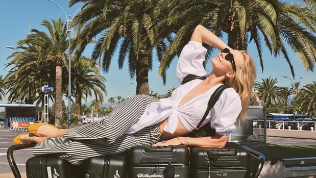 Así puedes reinventar una camisa blanca