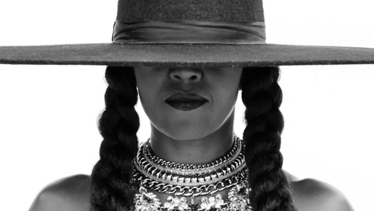 Michelle Obama imitando a Beyoncé en su último single, «Formation»