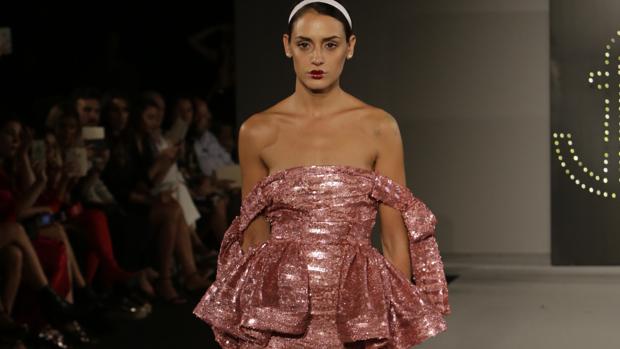 Espectáculo y negocio para clausurar Code 41