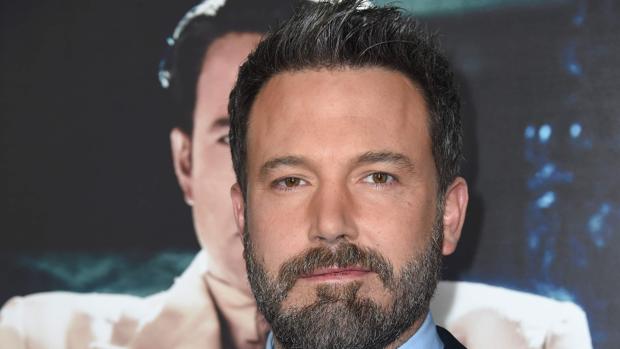 A Ben Affleck le llueven las críticas tras reprobar a Weinstein