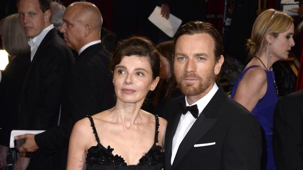 Se confirma el divorcio de Ewan McGregor tras ser pillado besando a una compañera de reparto