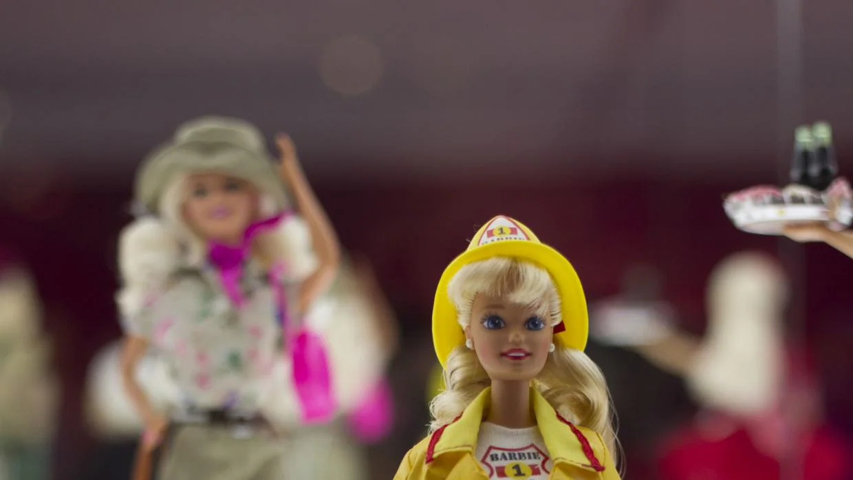 La muñeca «más popular del mundo» anima a todas las niñas a cumplir sus sueños profesionales