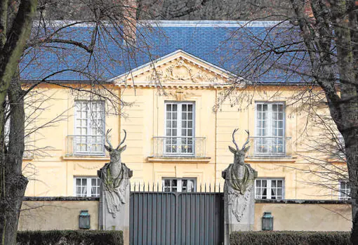 El matrimonio pasará la noche del cumpleaños en esta residencia presidencial a 24 kilómetros de París