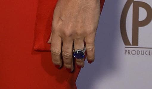 Gwyneth Paltrow presume de anillo de compromiso