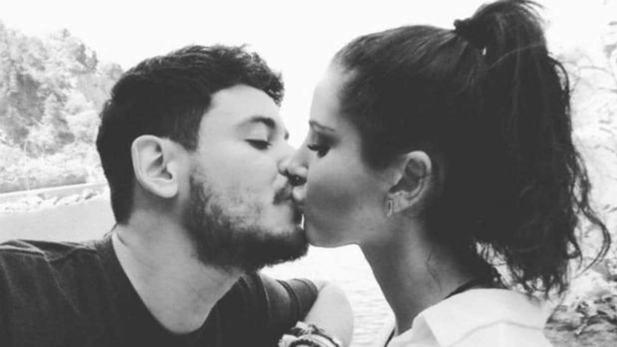 La novia de Cepeda le borra de Instagram, mientras él apoya a Aitana en Twitter