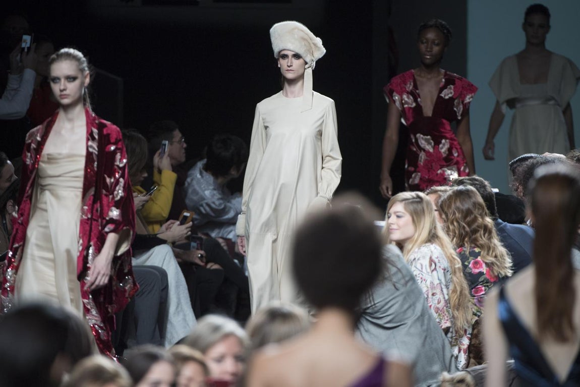 Los plisados forman parte de la colección.. 