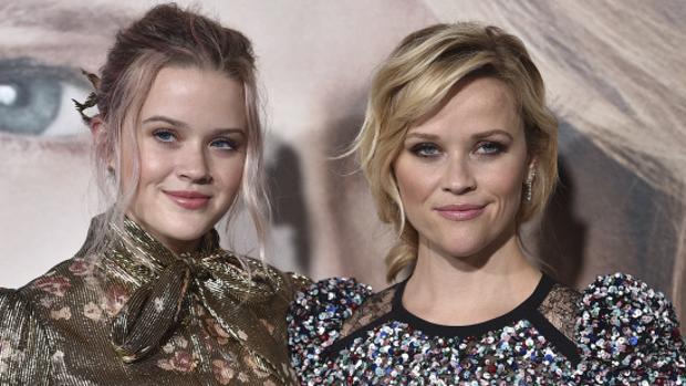 La hija de Reese Witherspoon debuta como modelo
