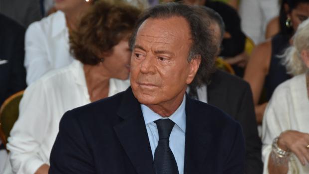 Julio Iglesias liquida sus inversiones en Punta Cana y adquiere una propiedad en Panamá