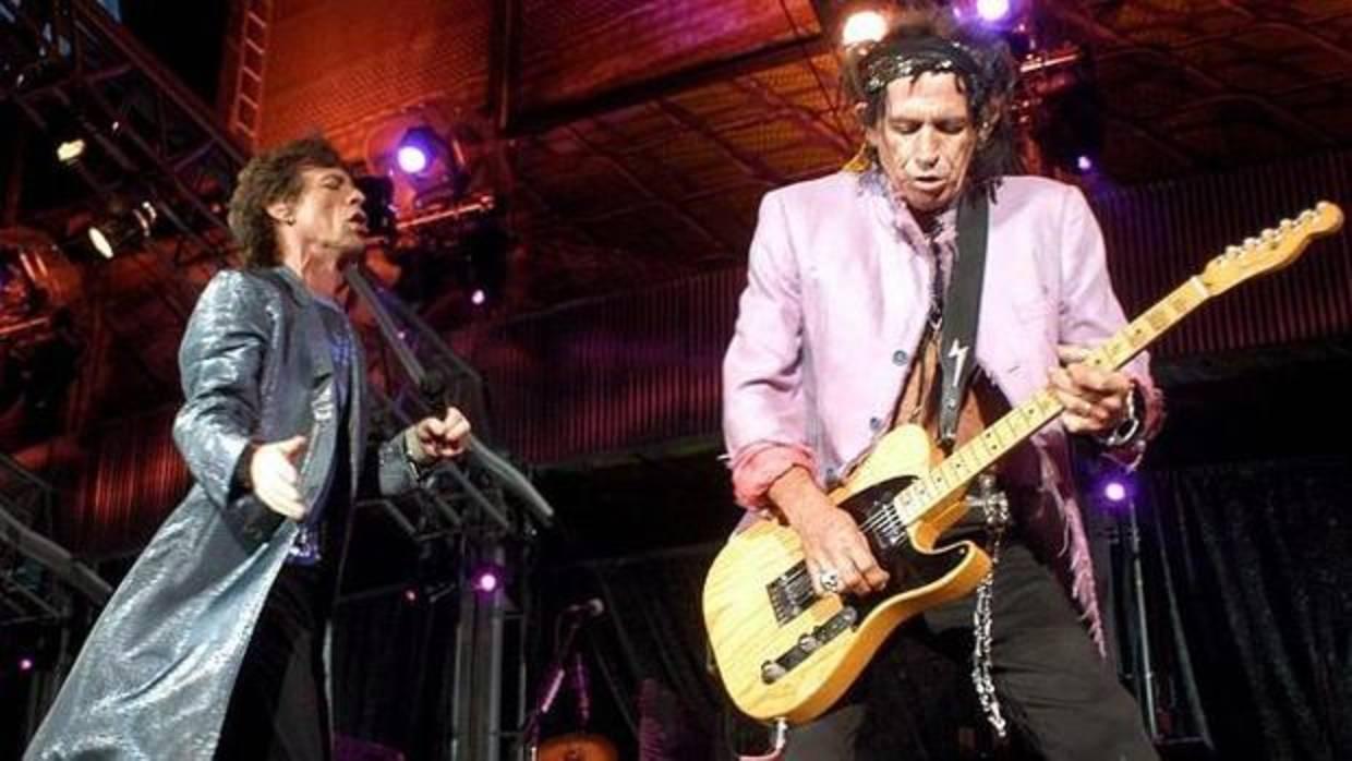 Keith Richards pide perdón a Mick Jagger por sugerirle una vasectomía
