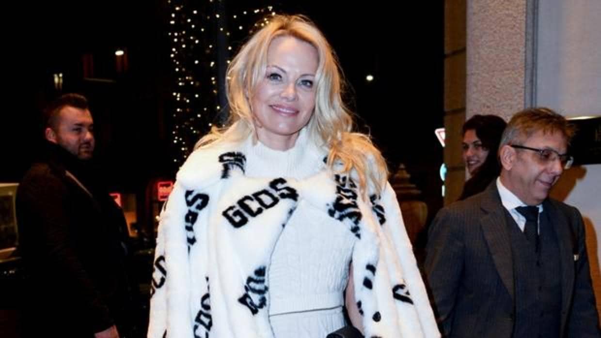 La peculiar fantasía sexual de Pamela Anderson que Adil Rami hizo posible