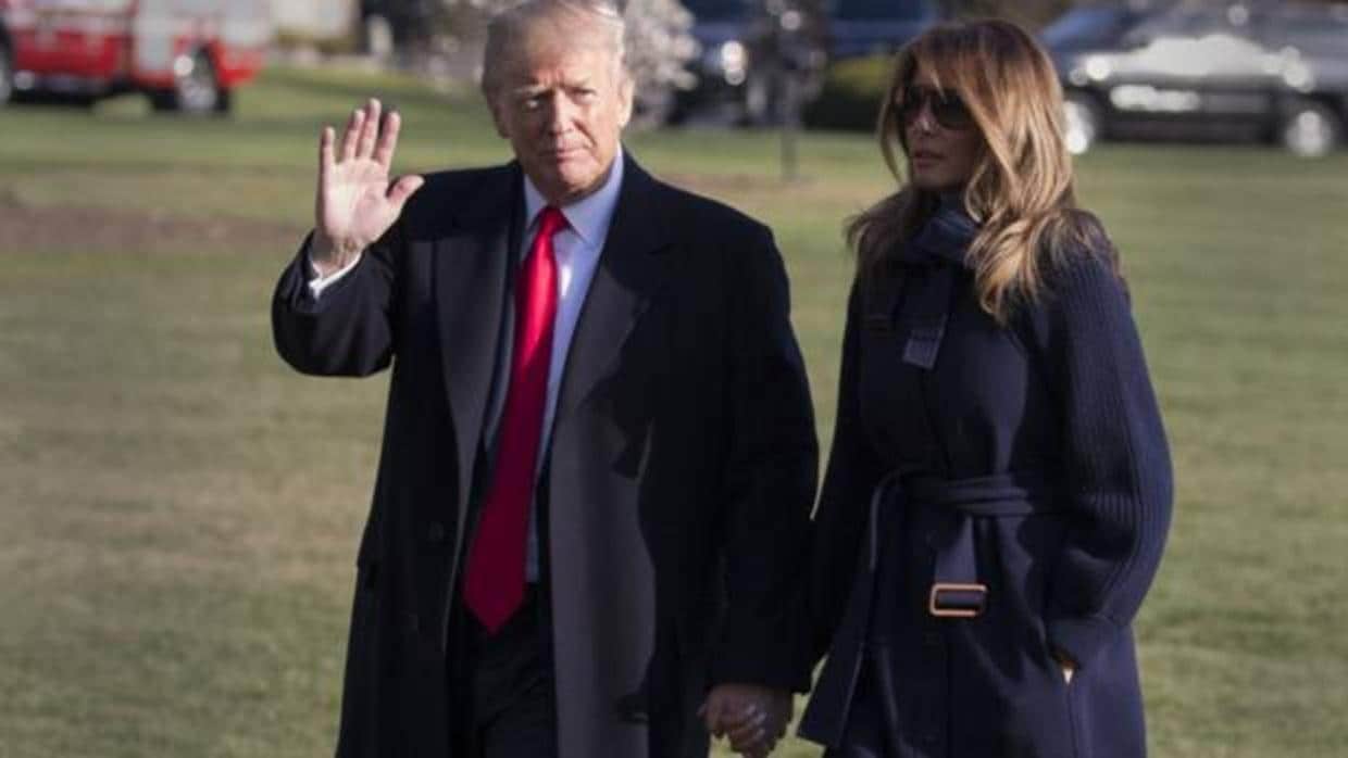 Los Trump silencian con gestos de amor los rumores de crisis