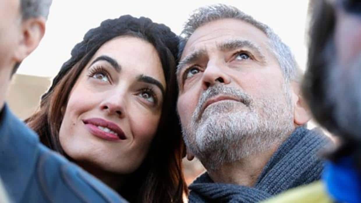 George Clooney y su mujer, Amal en Washington