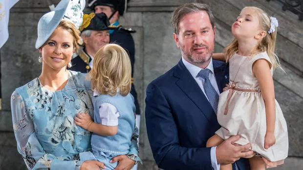 La princesa Magdalena anuncia el bautizo de su hija para el 8 de junio, coincidiendo con su aniversario