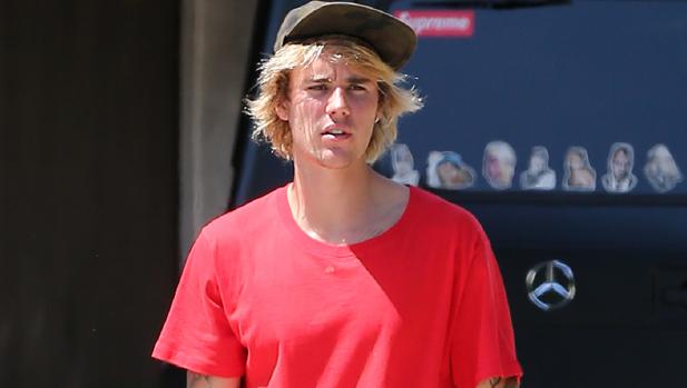 Justin Bieber defiende a una mujer que estaba siendo agredida por un hombre