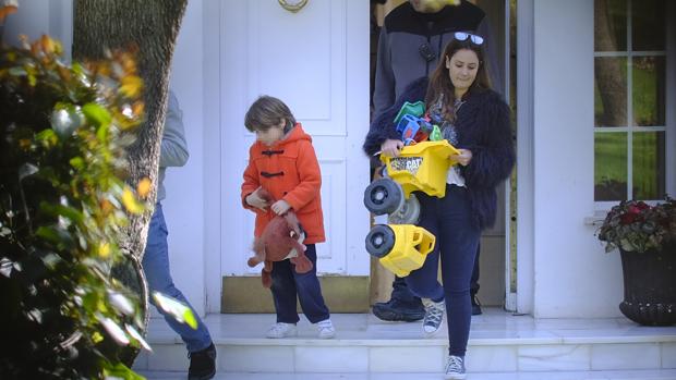 Así ha sido el complicado desahucio de la hija del marqués de Larios de su casa de La Moraleja