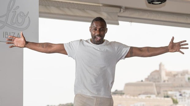 Idris Elba: «Tengo una vida llena de privilegios, pero no me siento superior»