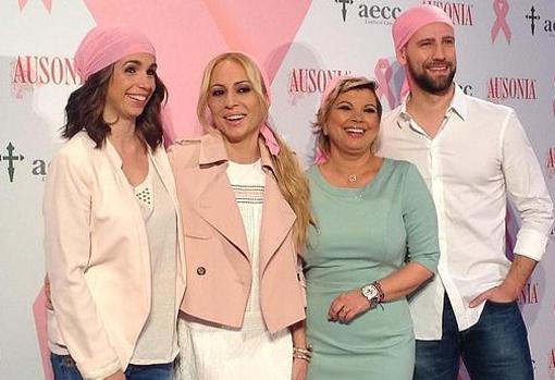 Elena Furiase, Marta Sánchez, Terelu Campos y Gonzalo Miró, unidos contra el cáncer
