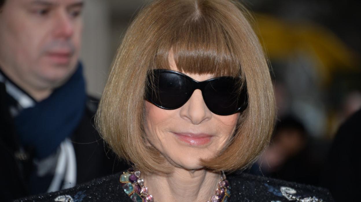 Anna Wintour se estrena como diseñadora de zapatillas de deporte