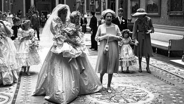 El vestido secreto de novia de Diana de Gales