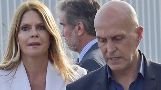 Las dos caras del divorcio: Kiko Matamoros aprovecha para hacer caja frente al silencio de Makoke