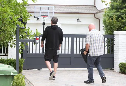 Ben Affleck vuelve a casa tras su paso por rehabilitación