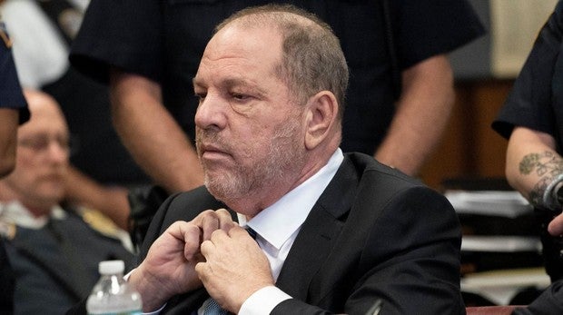 Desestimado uno de los cargos de agresión sexual contra Harvey Weinstein