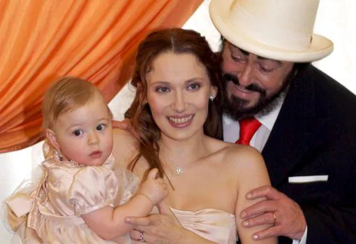 Pavarotti, su esposa Nicoletta Mantovani y su hija Alice