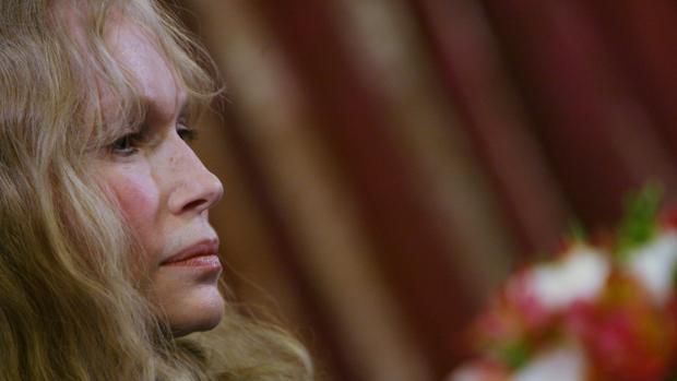 La trágica vida de los hijos de Mia Farrow