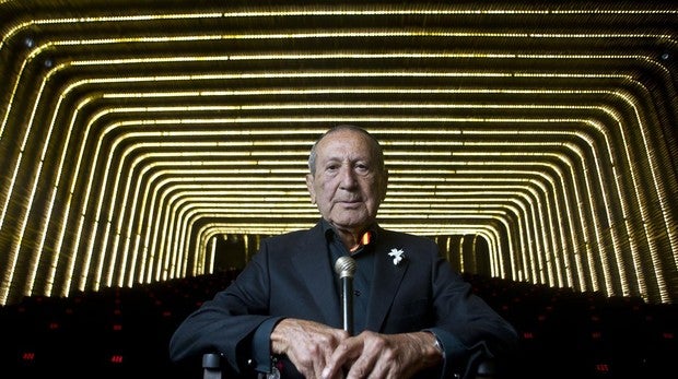 Elio Berhanyer: el último grande de la moda española