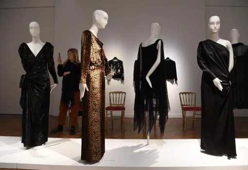 Récord en la venta de los trajes de Catherine Deneuve: 900.000 euros