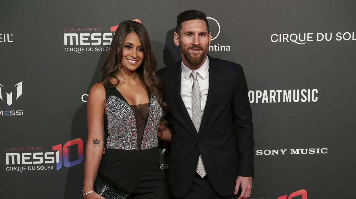 Messi y su mujer, este jueves